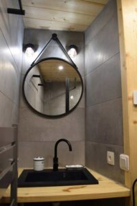 Salle de douche appartement l'Ourson chalet la Clavarine 3